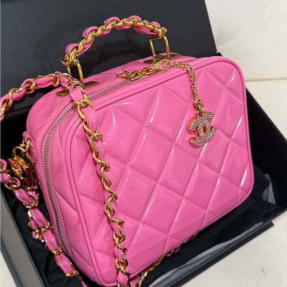 Rare🎀Chanel Barbie Pink 24K gold plated Hardwear vanity Bag - Picture 5 of 16